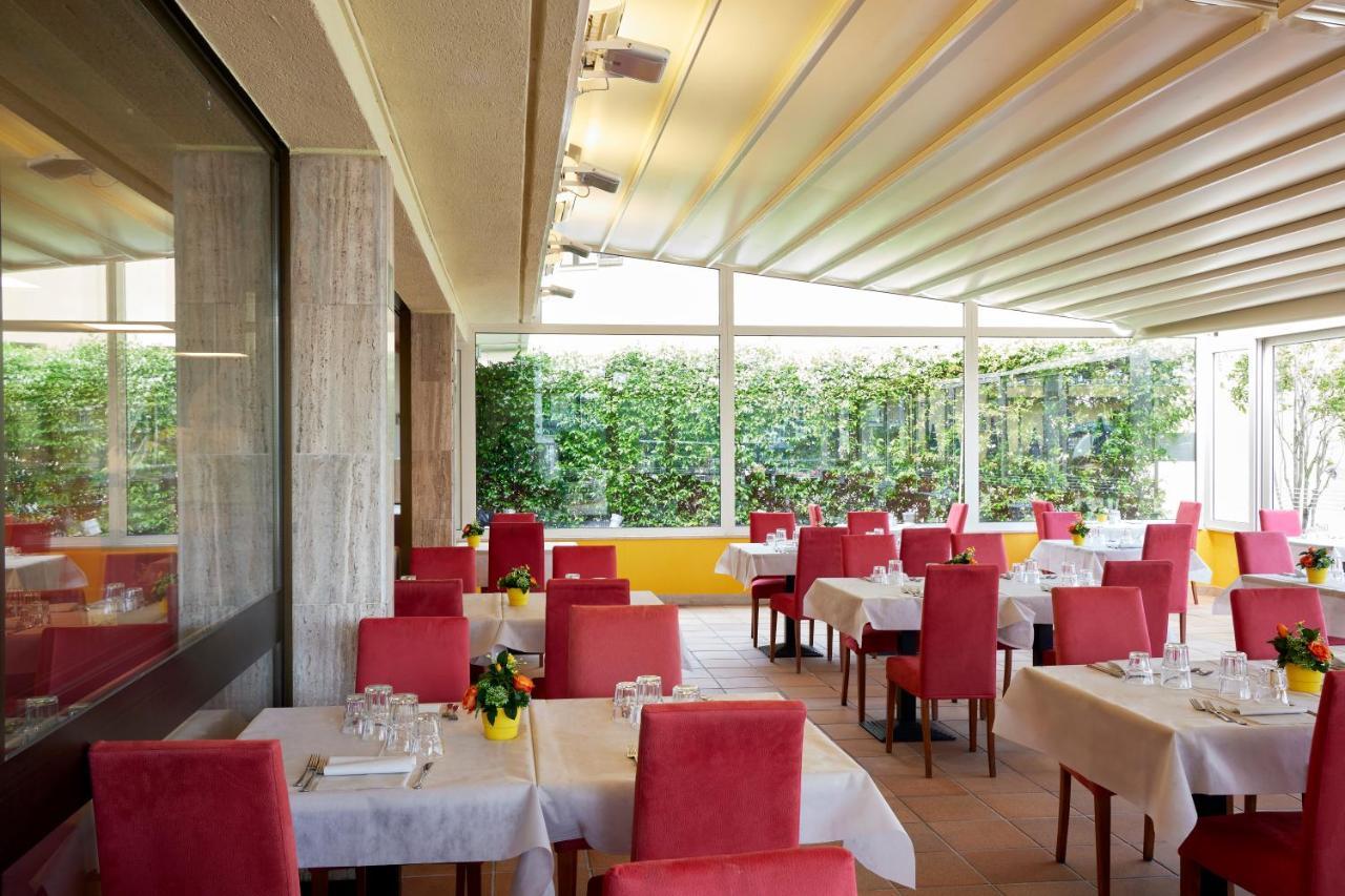 Hotel Royal Village Limone sul Garda Eksteriør bilde