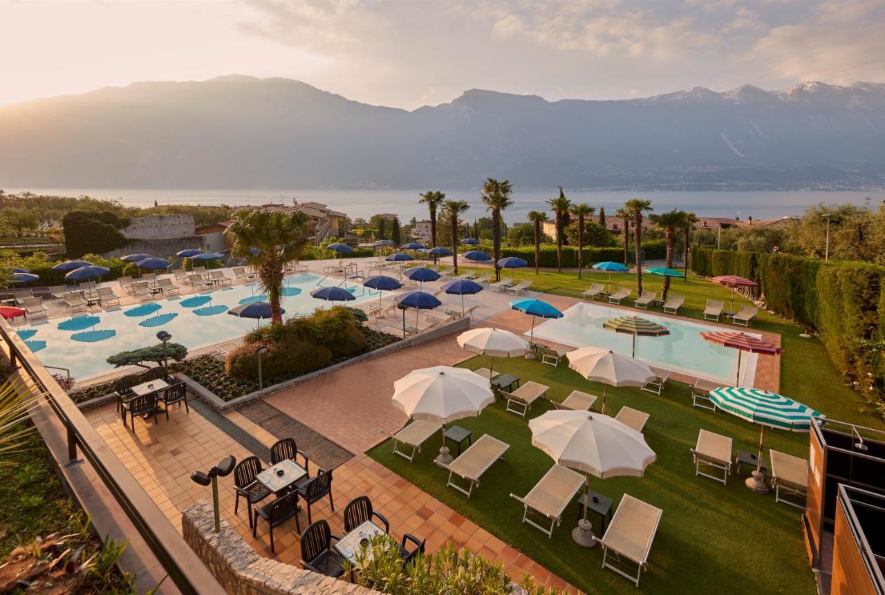 Hotel Royal Village Limone sul Garda Eksteriør bilde