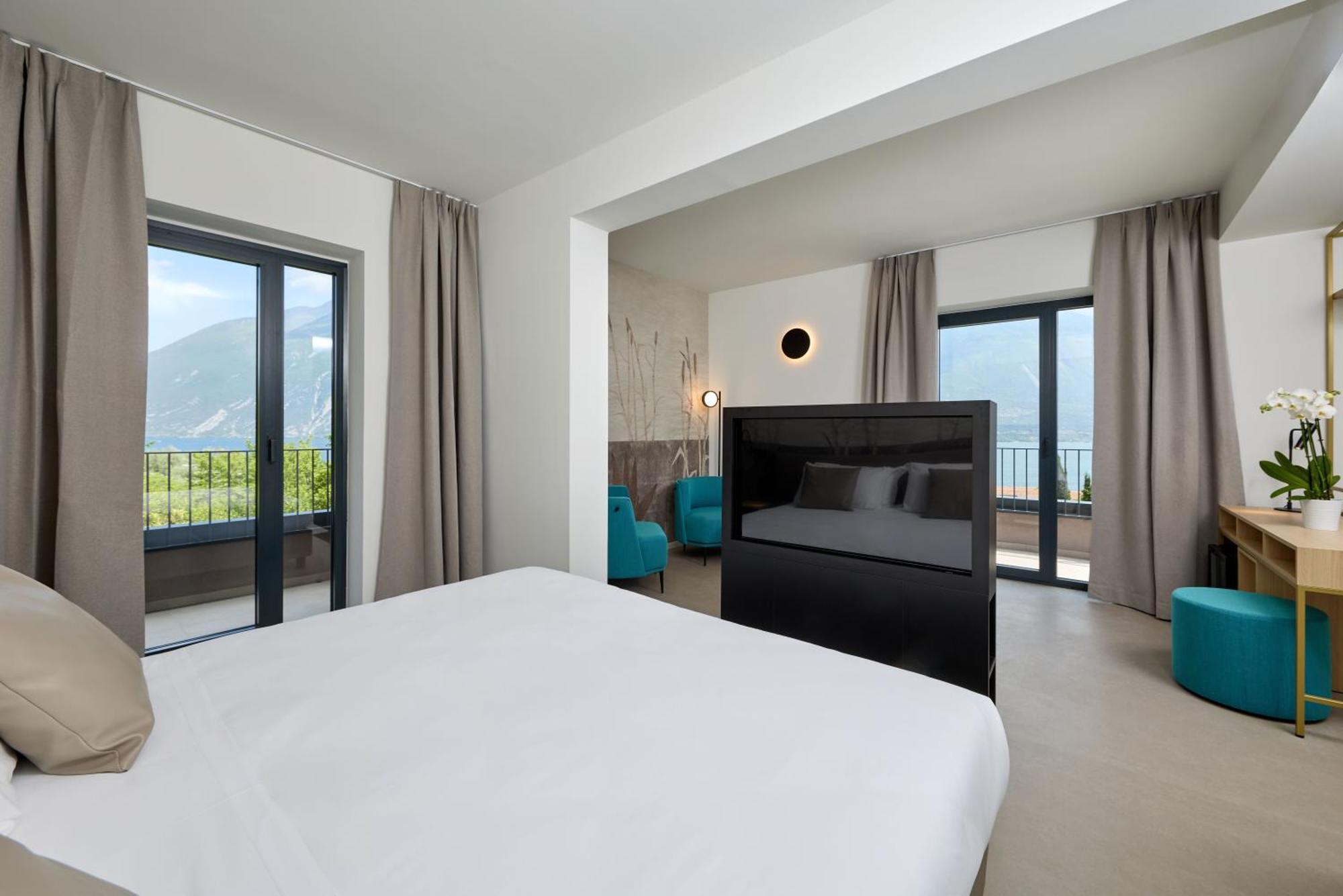 Hotel Royal Village Limone sul Garda Eksteriør bilde