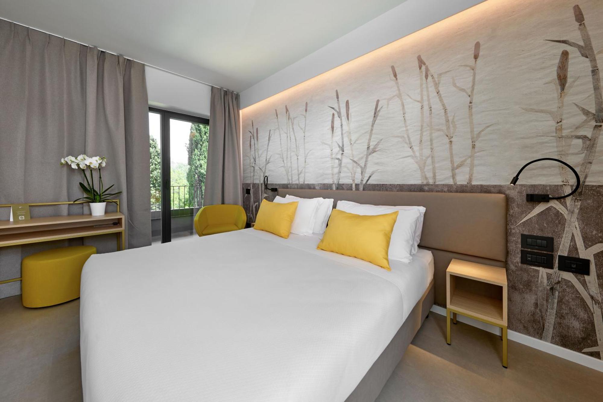 Hotel Royal Village Limone sul Garda Eksteriør bilde