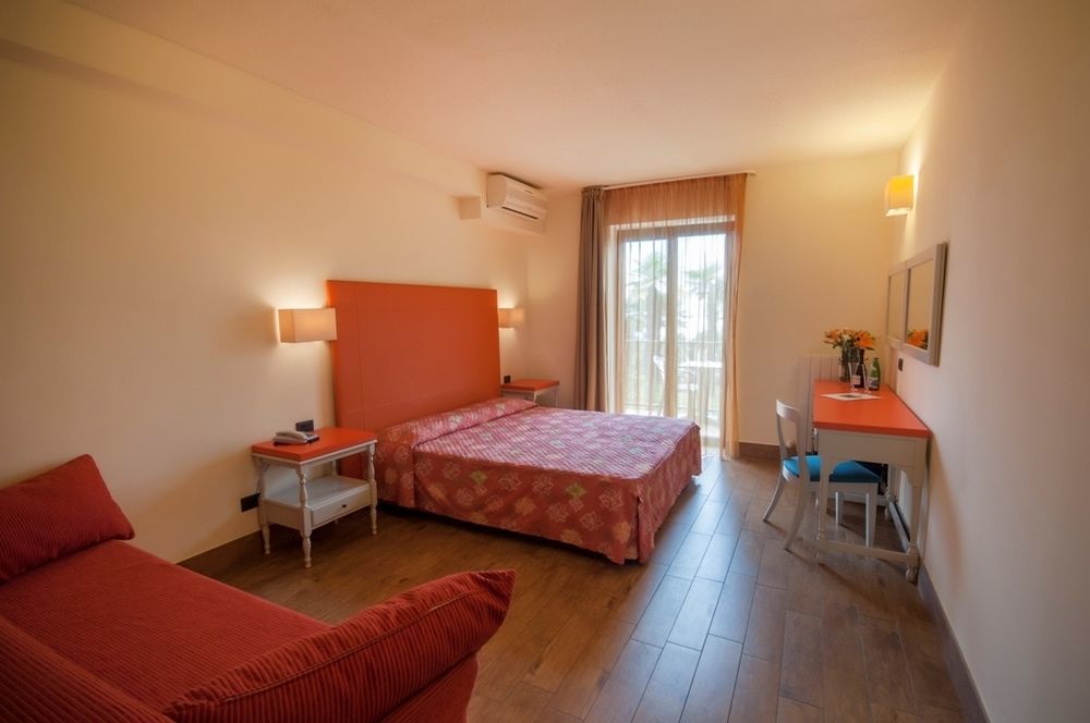 Hotel Royal Village Limone sul Garda Eksteriør bilde