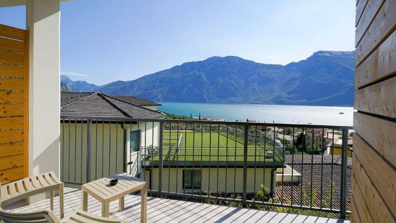 Hotel Royal Village Limone sul Garda Eksteriør bilde