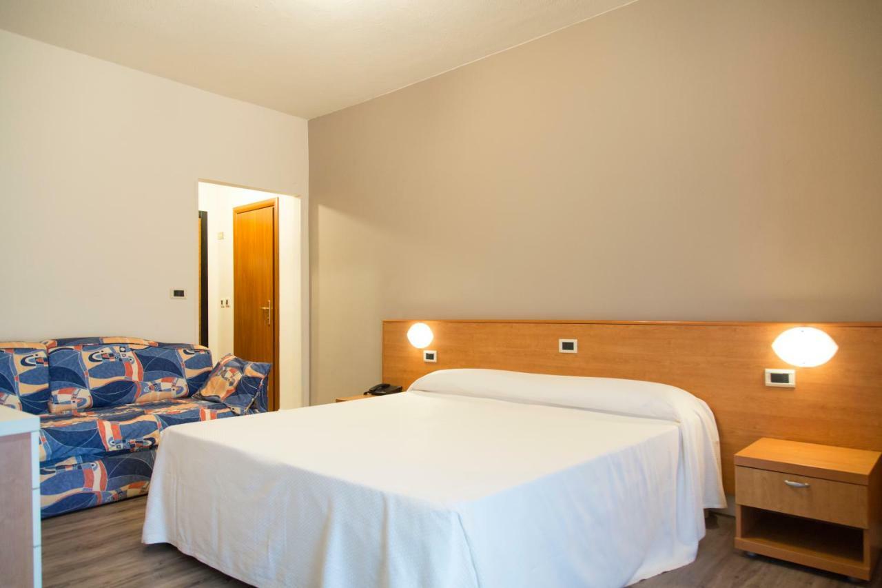 Hotel Royal Village Limone sul Garda Eksteriør bilde